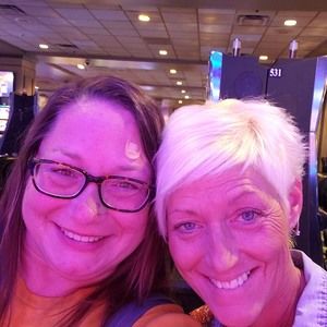 Meet your Posher, Lea